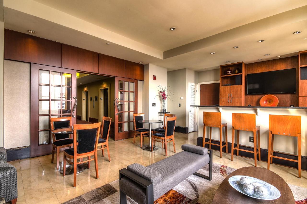 Chase Penthouse At 39 West Baltimore Inner Harbor Convention Center Free Indoor Parking One And Two Bedrooms Exterior foto