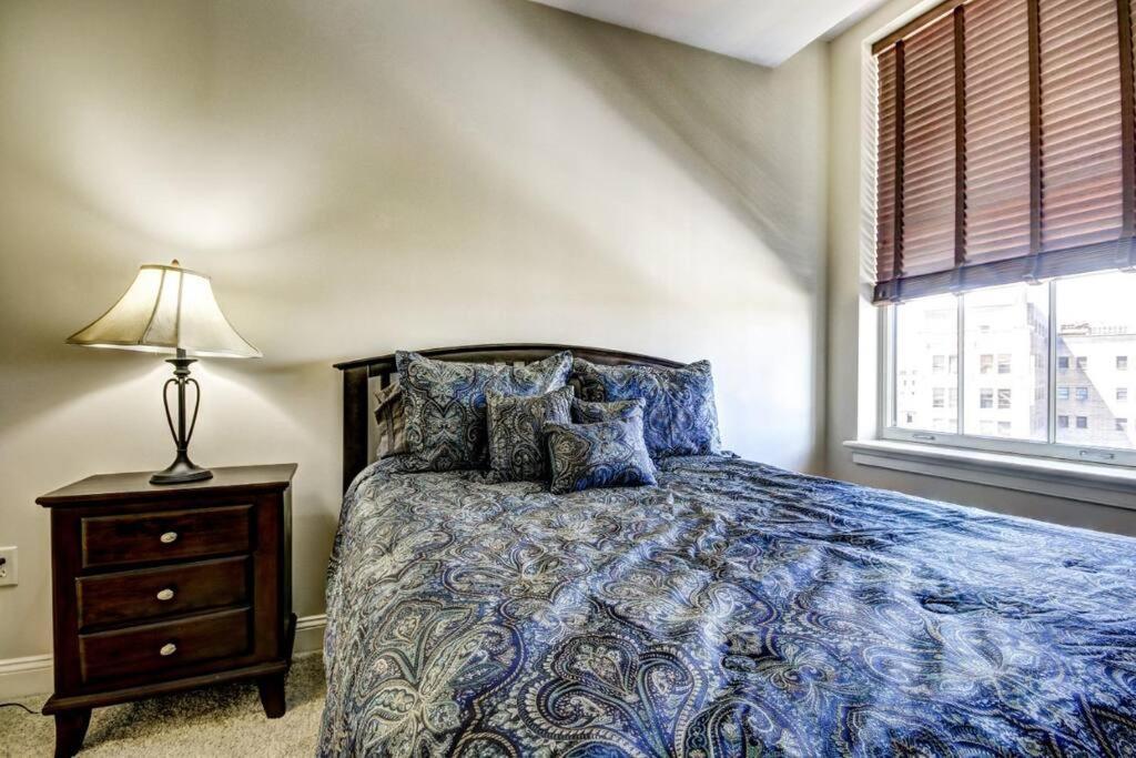 Chase Penthouse At 39 West Baltimore Inner Harbor Convention Center Free Indoor Parking One And Two Bedrooms Exterior foto